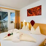 Aparthotel Alpendiamant Wachter Gmbh Serfaus