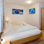 Aparthotel Alpendiamant Wachter Gmbh Serfaus
