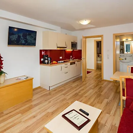 Alpendiamant Wachter Gmbh Aparthotel 4*